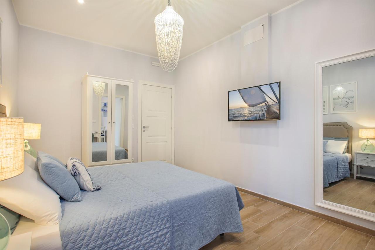 Versilia Mia - Beach At 8Min By Walk! New Rooms! Air Condition! ヴィアレッジョ エクステリア 写真